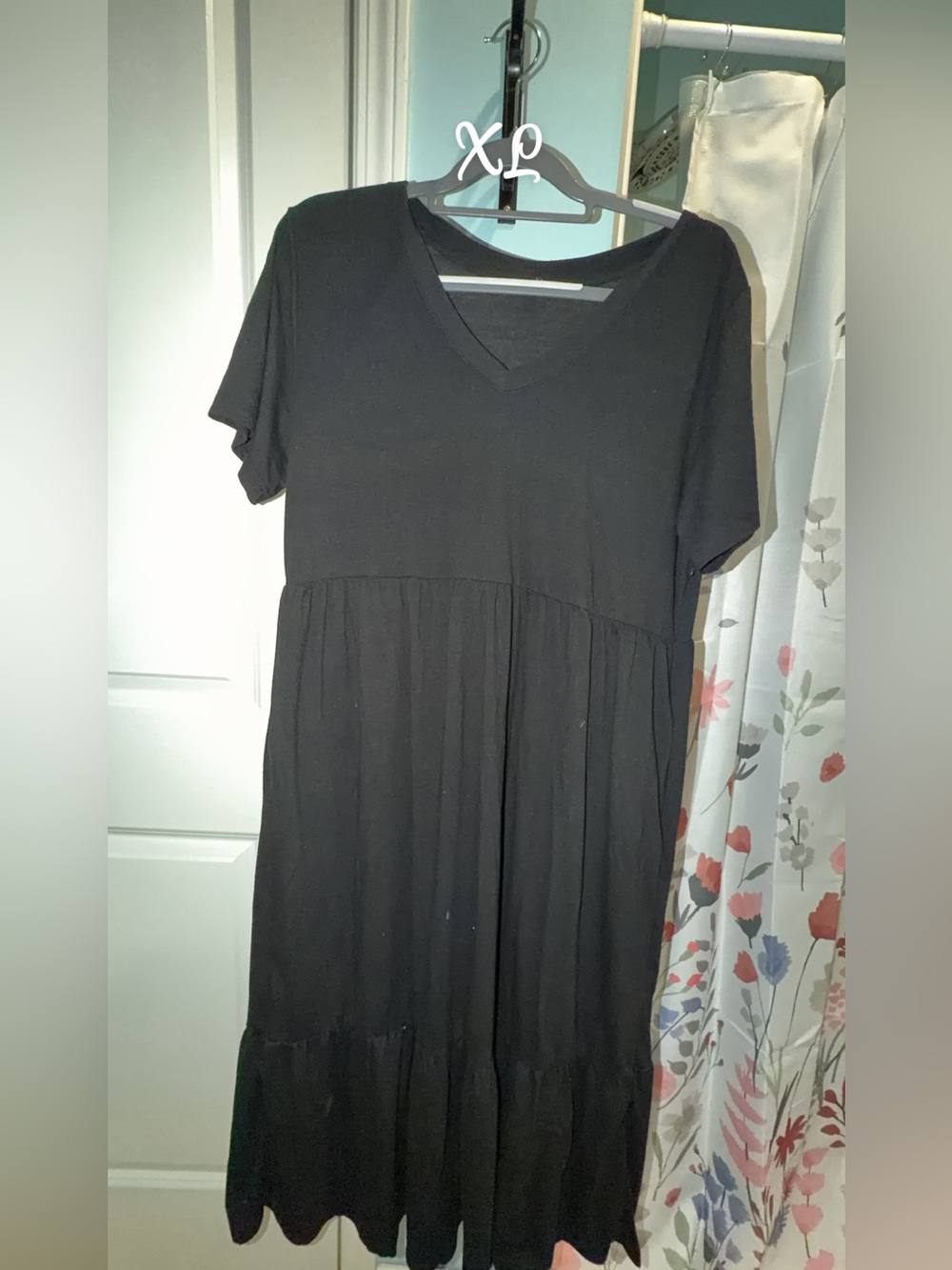 Everyday Black V-Neck Maxi Dress